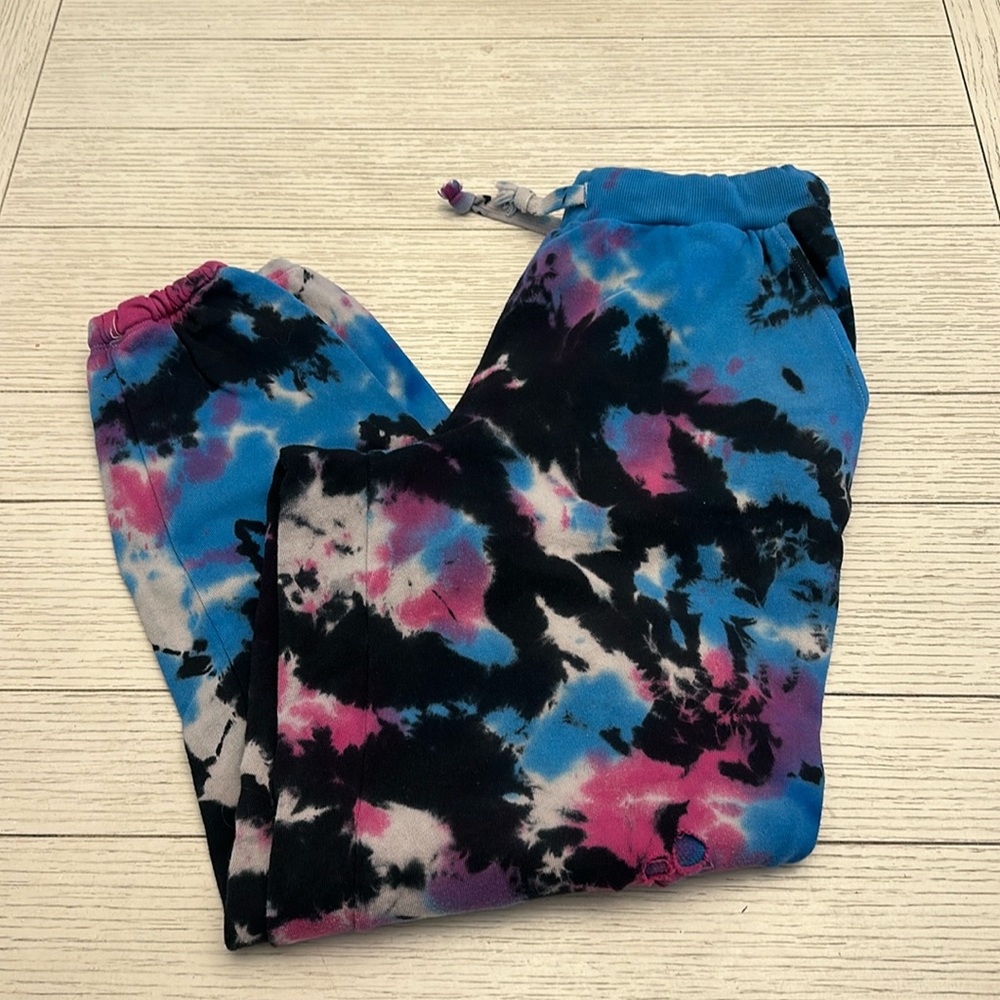 KATIE J tie dye distressed joggers. Size large juniors.